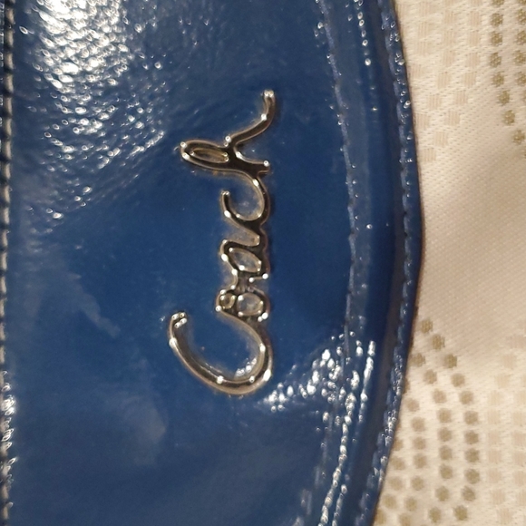 Coach 👜 - Picture 2 of 9